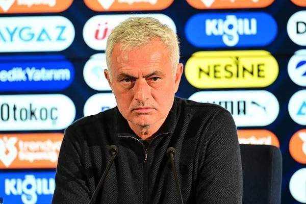 Fenerbahçe'de acı gerçek ortaya çıktı! Mourinho bile çare olamadı...